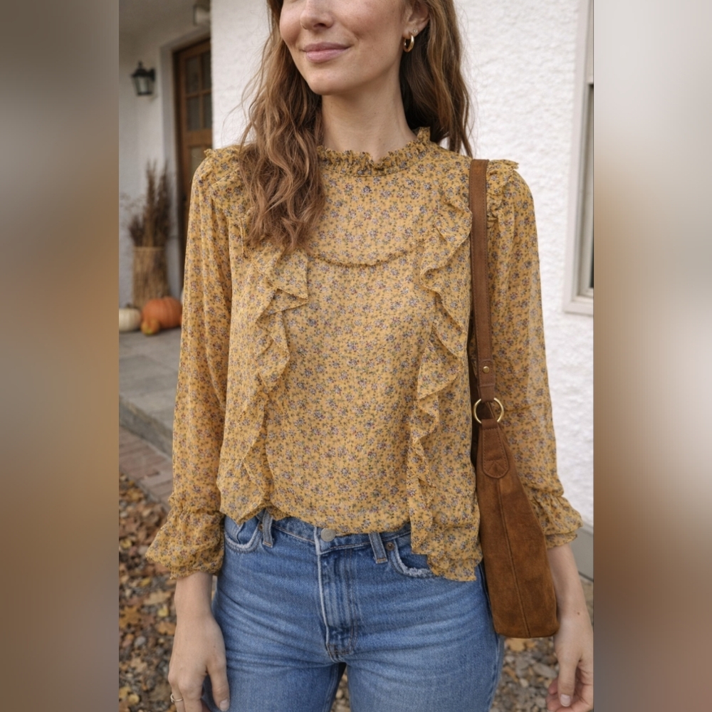 Neo noir Women's mini Floral Ruffle Blouse 🍁🌻